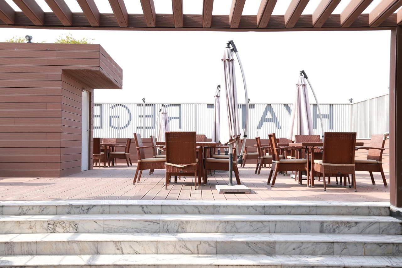 ไฮแอท รีเจนซี ลูเดียนา Hotel ลูดิฮานา ภายนอก รูปภาพ